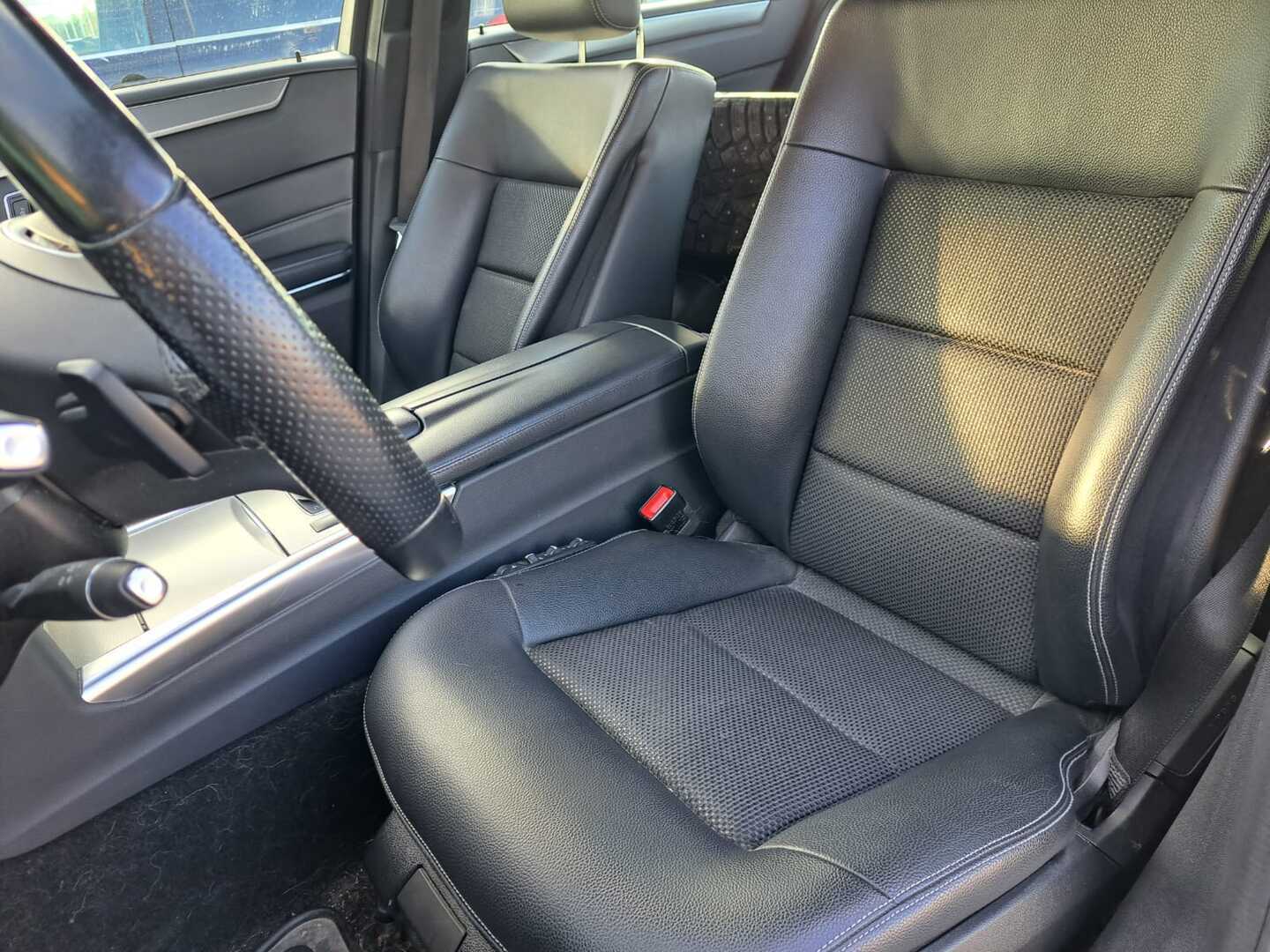 MERCEDES-BENZ E 2014