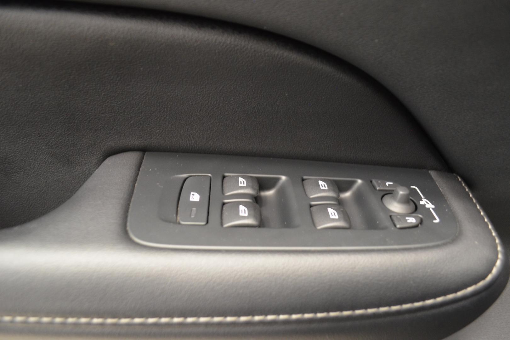 VOLVO V60 23
