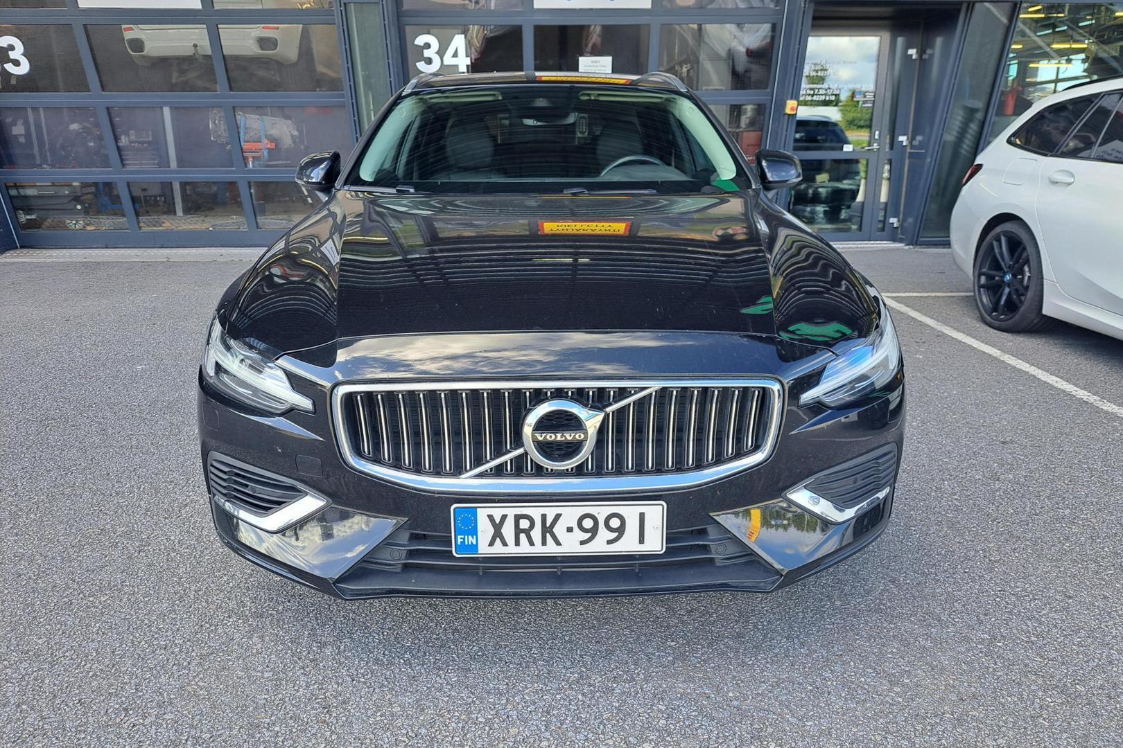 VOLVO V60 2022