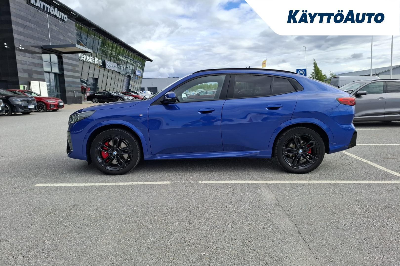 BMW iX2 2025