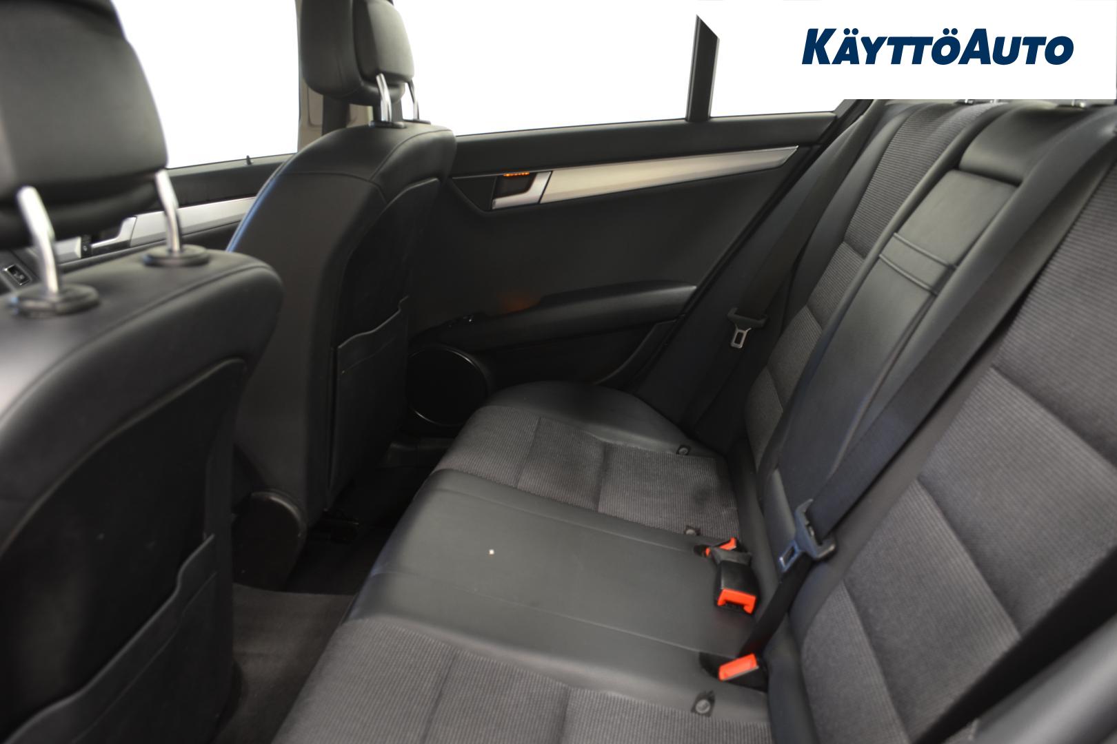 MERCEDES-BENZ C 2012