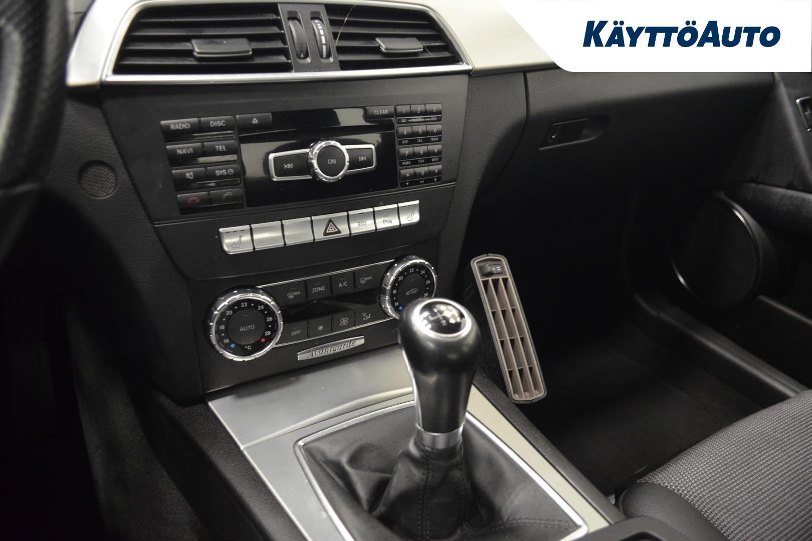 MERCEDES-BENZ C 2012