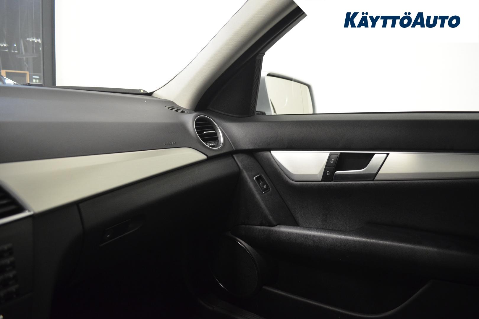 MERCEDES-BENZ C 2012