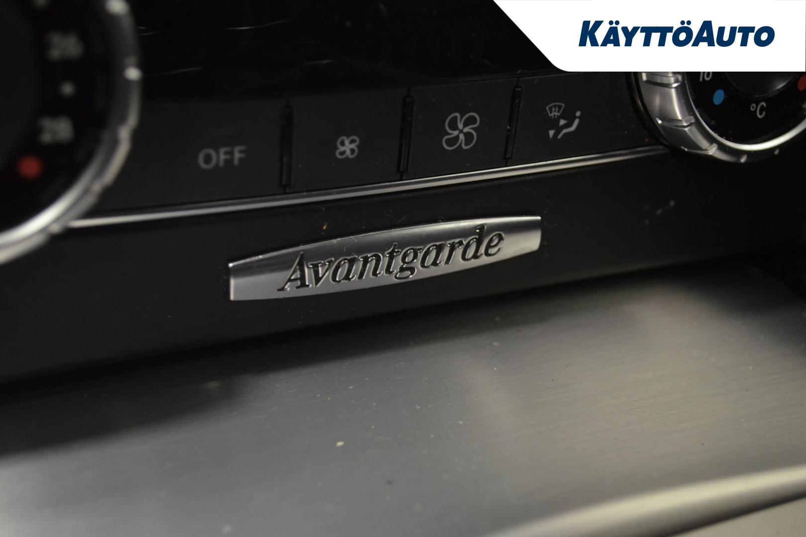 MERCEDES-BENZ C 2012