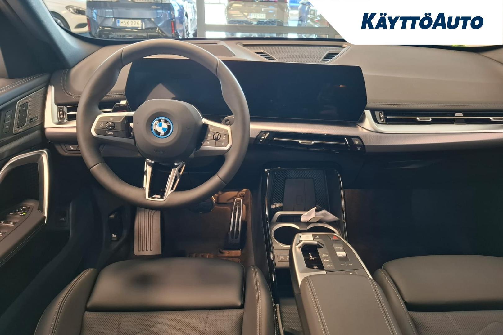 BMW iX1 2026