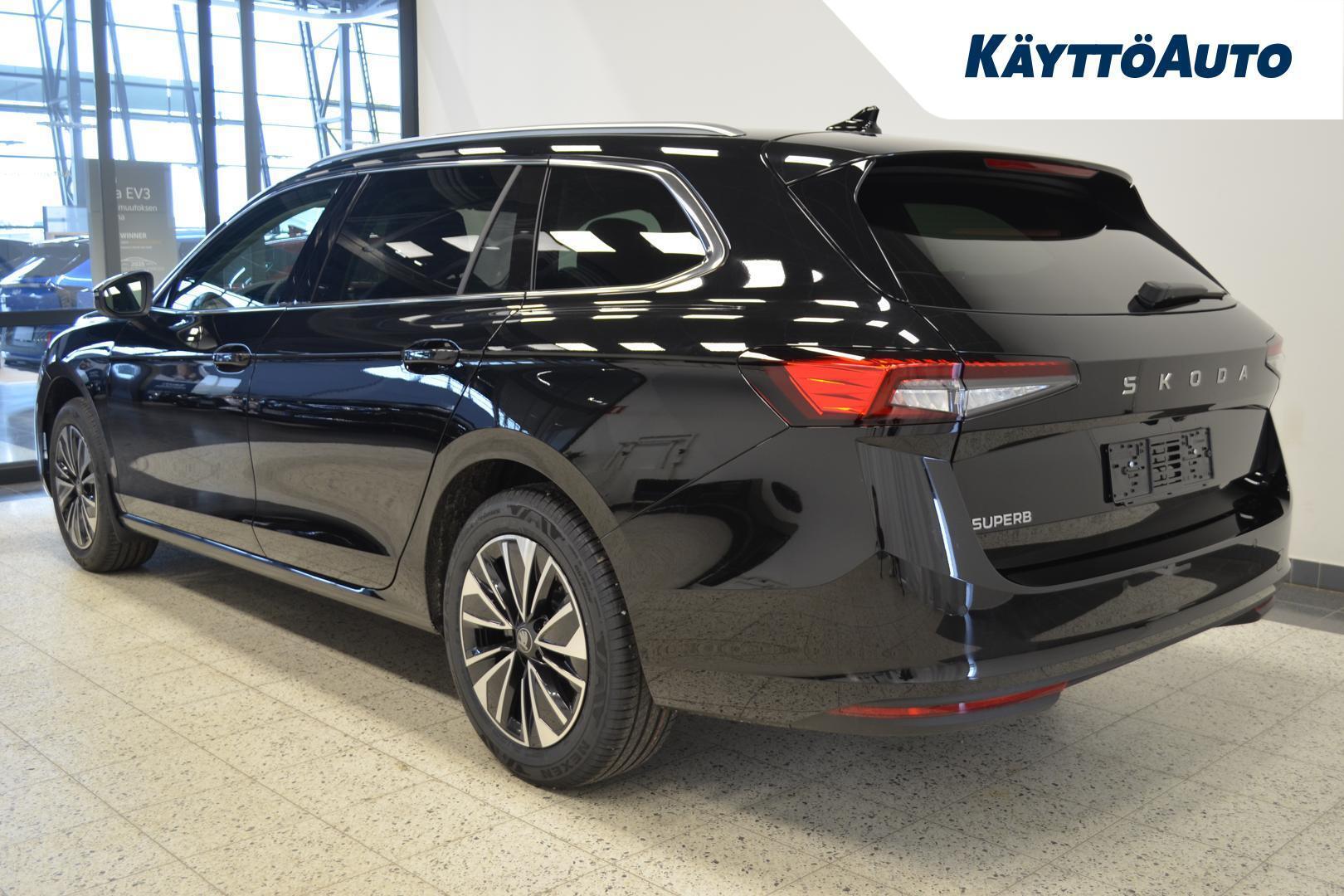 SKODA Superb 2026
