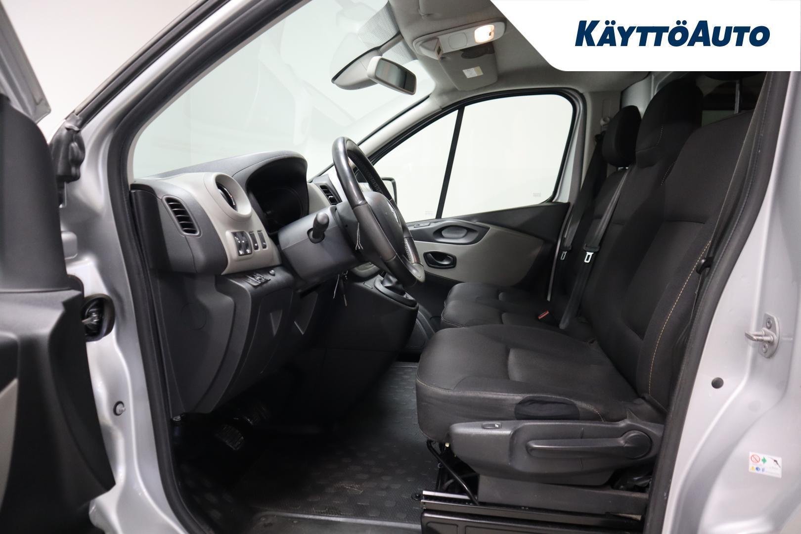 RENAULT Trafic 14