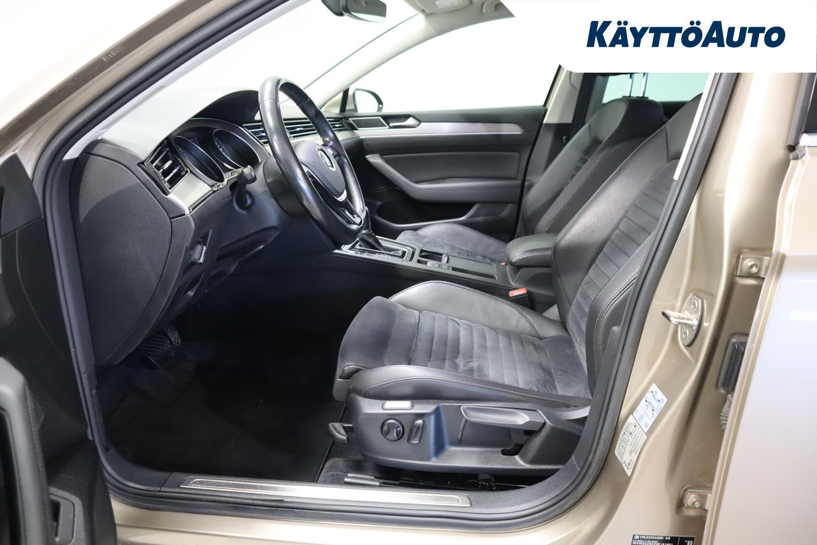 VOLKSWAGEN Passat 14