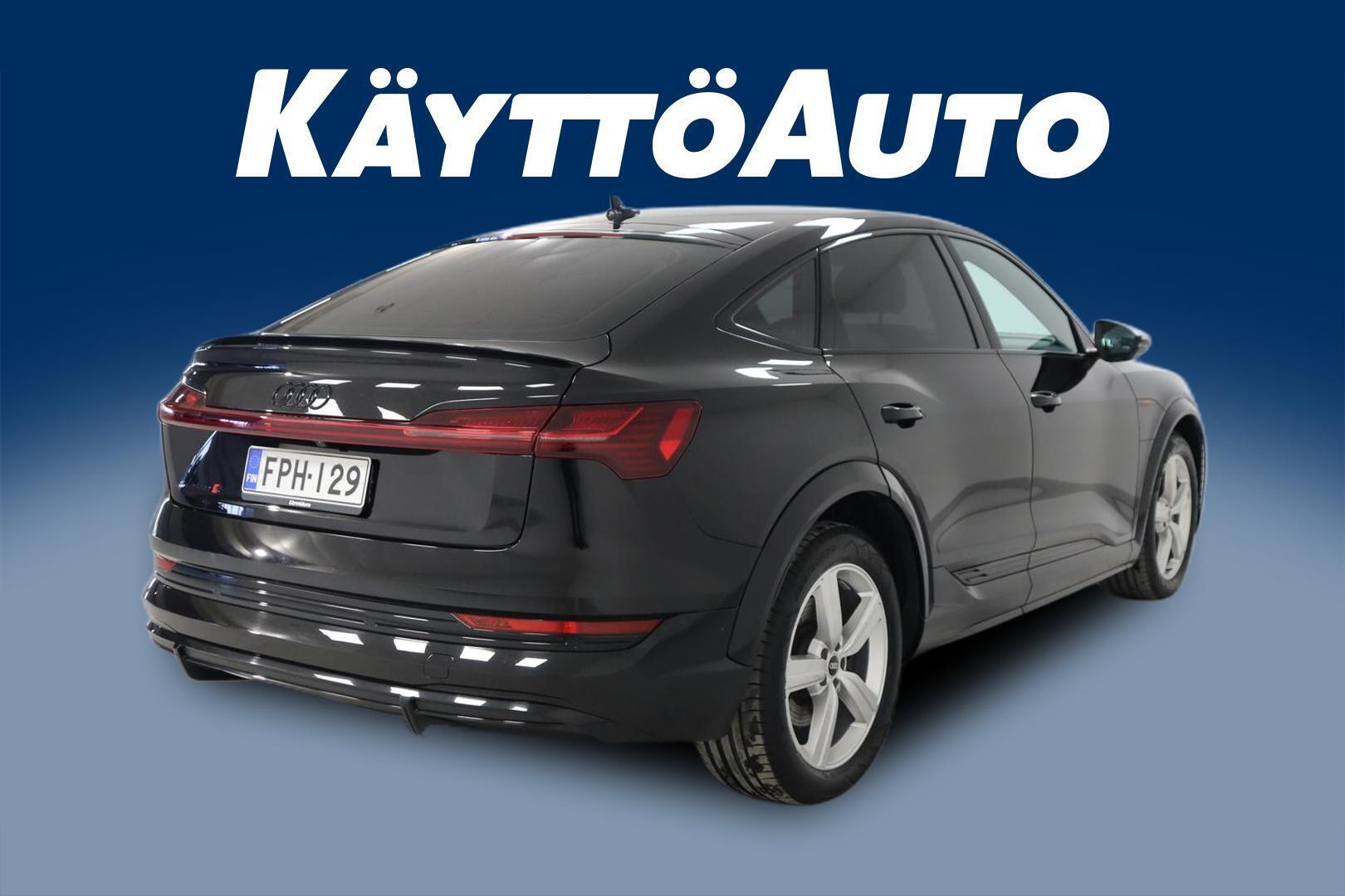 AUDI e-tron 2021