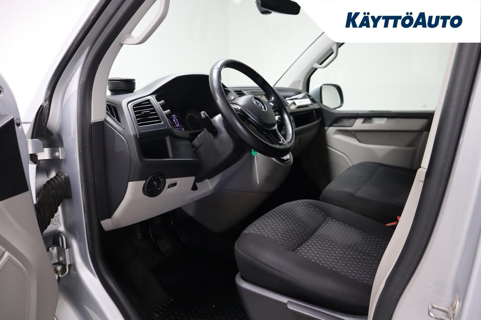 VOLKSWAGEN Transporter 2017