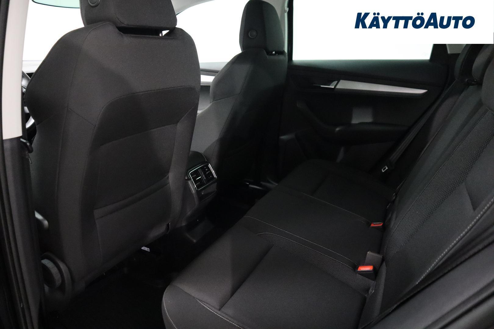 SKODA Karoq 14