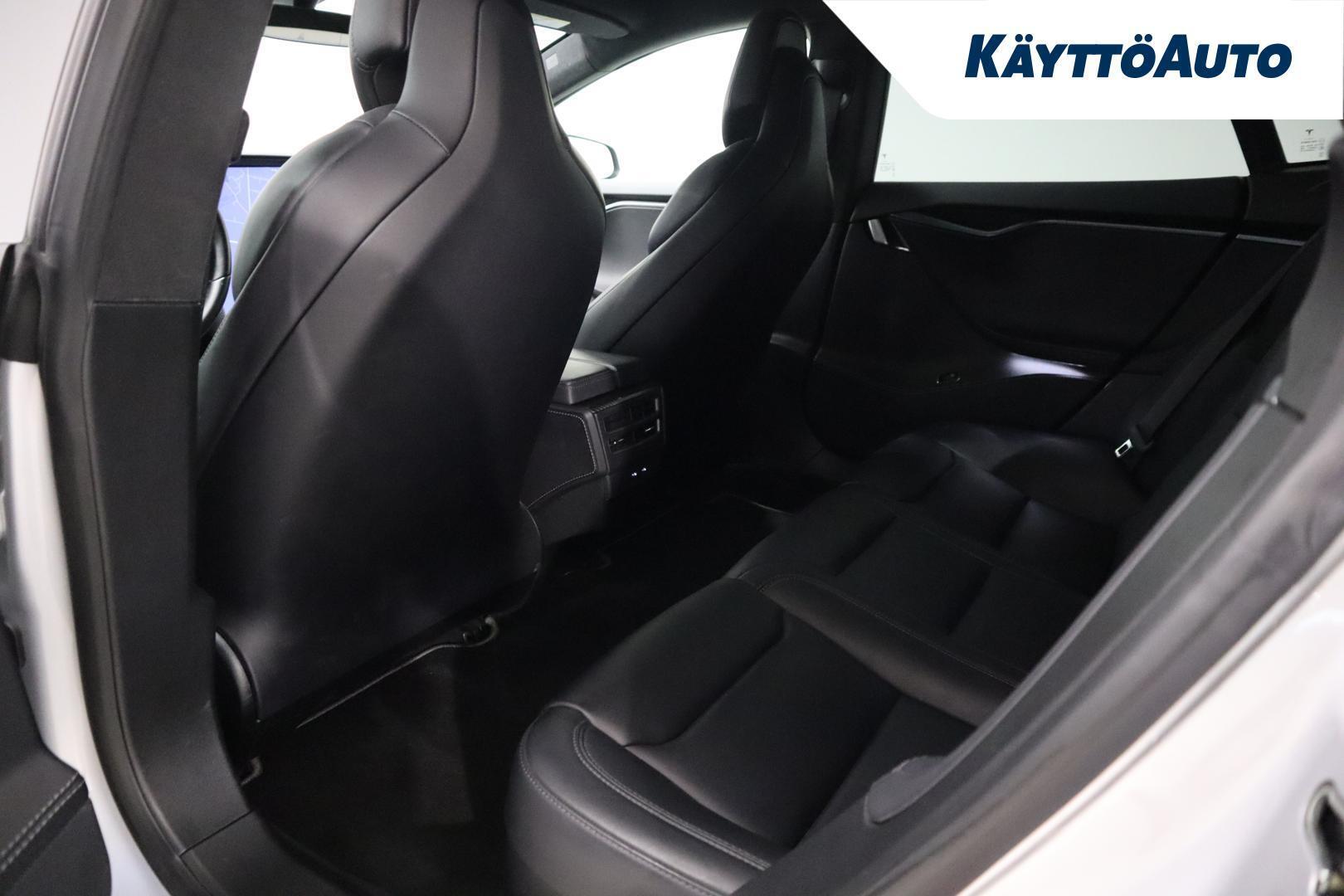 TESLA Model S 2018