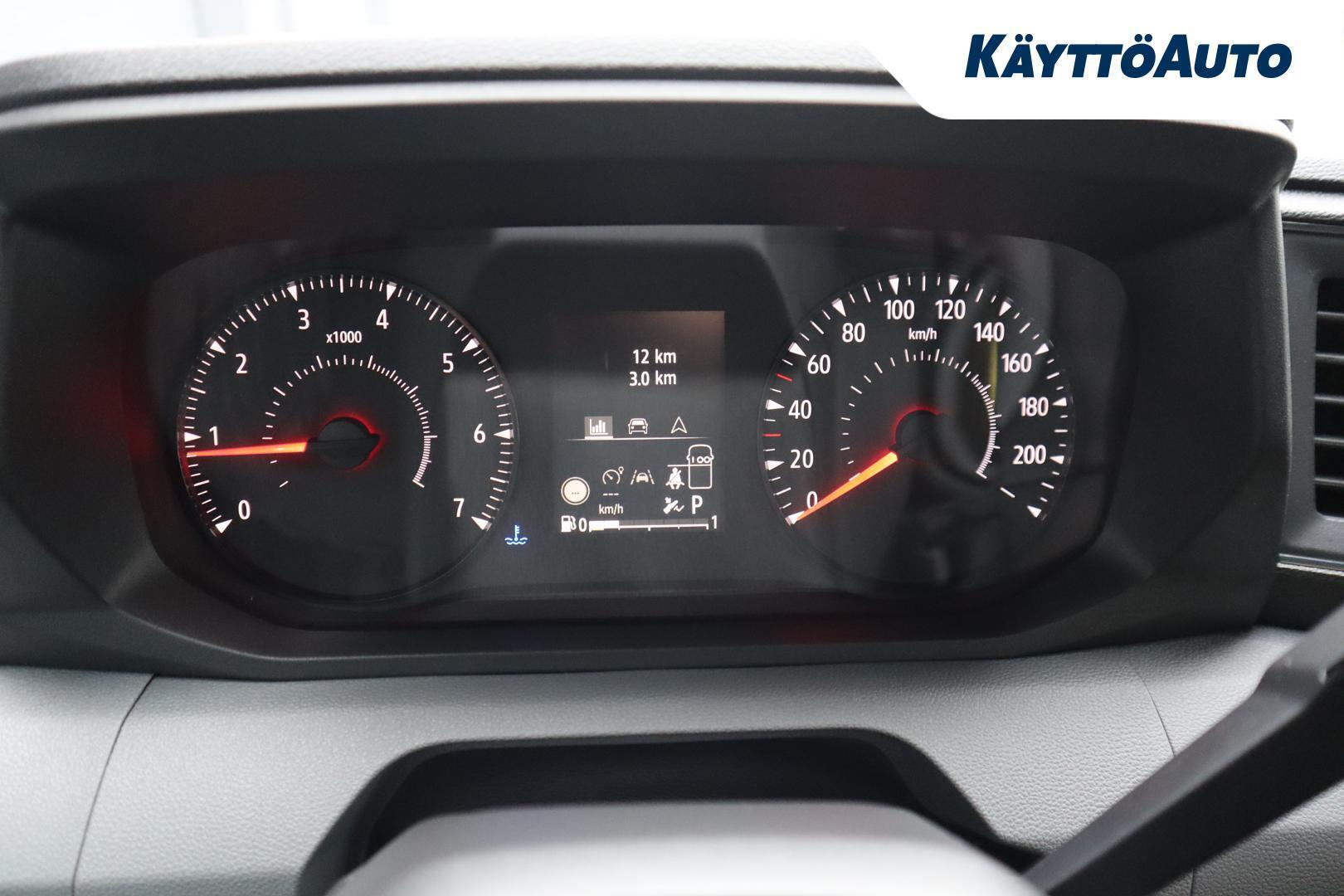 NISSAN Interstar 2026