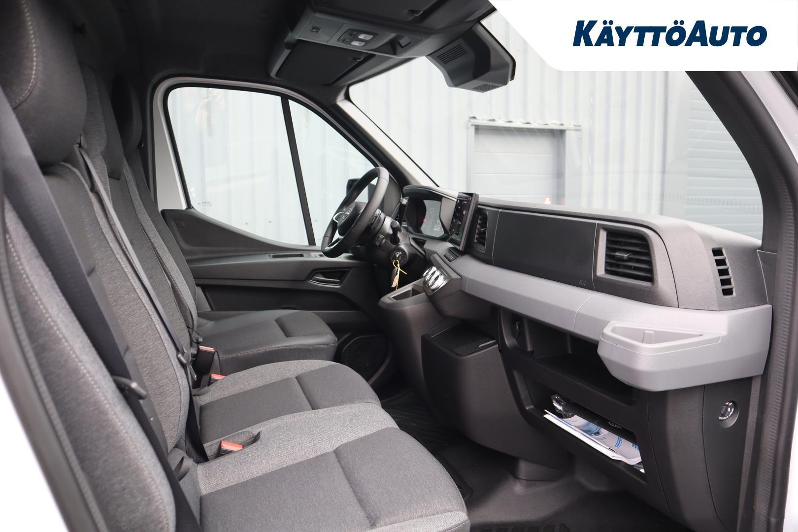 NISSAN Interstar 2026