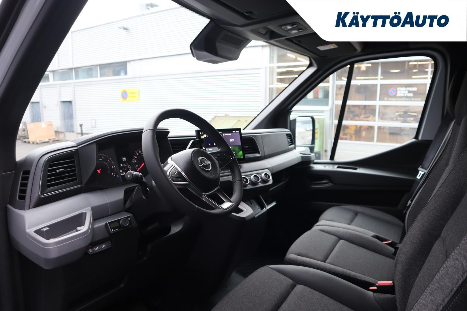 NISSAN Interstar 2026