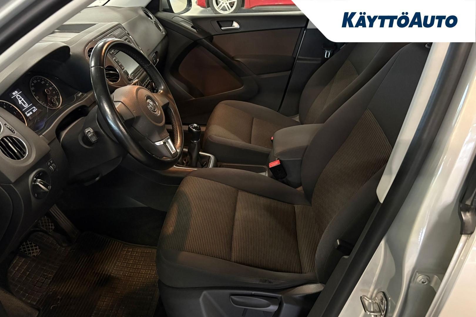 VOLKSWAGEN Tiguan 2013