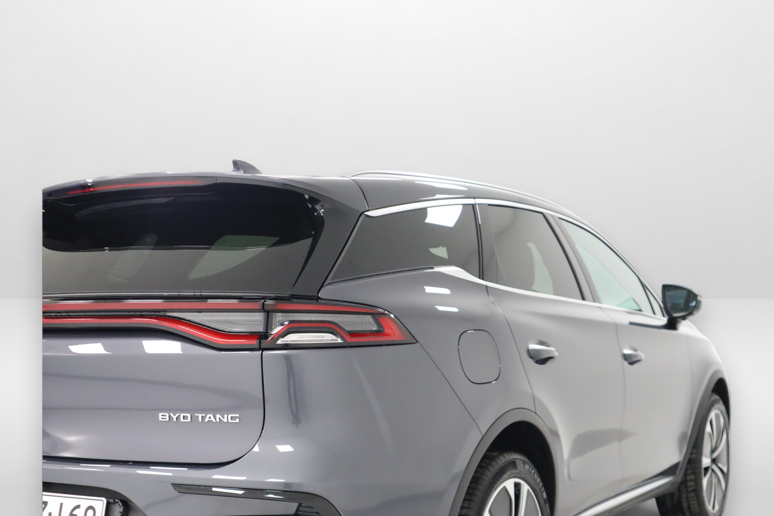 BYD Tang 10