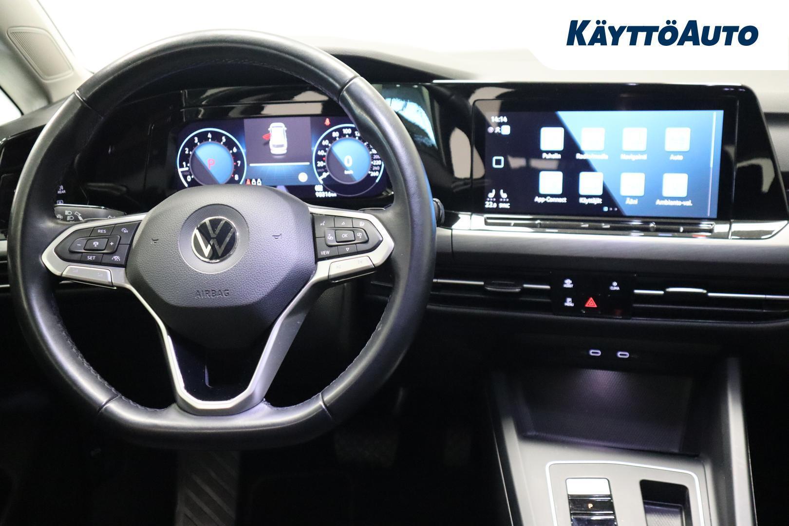 VOLKSWAGEN Golf 2021