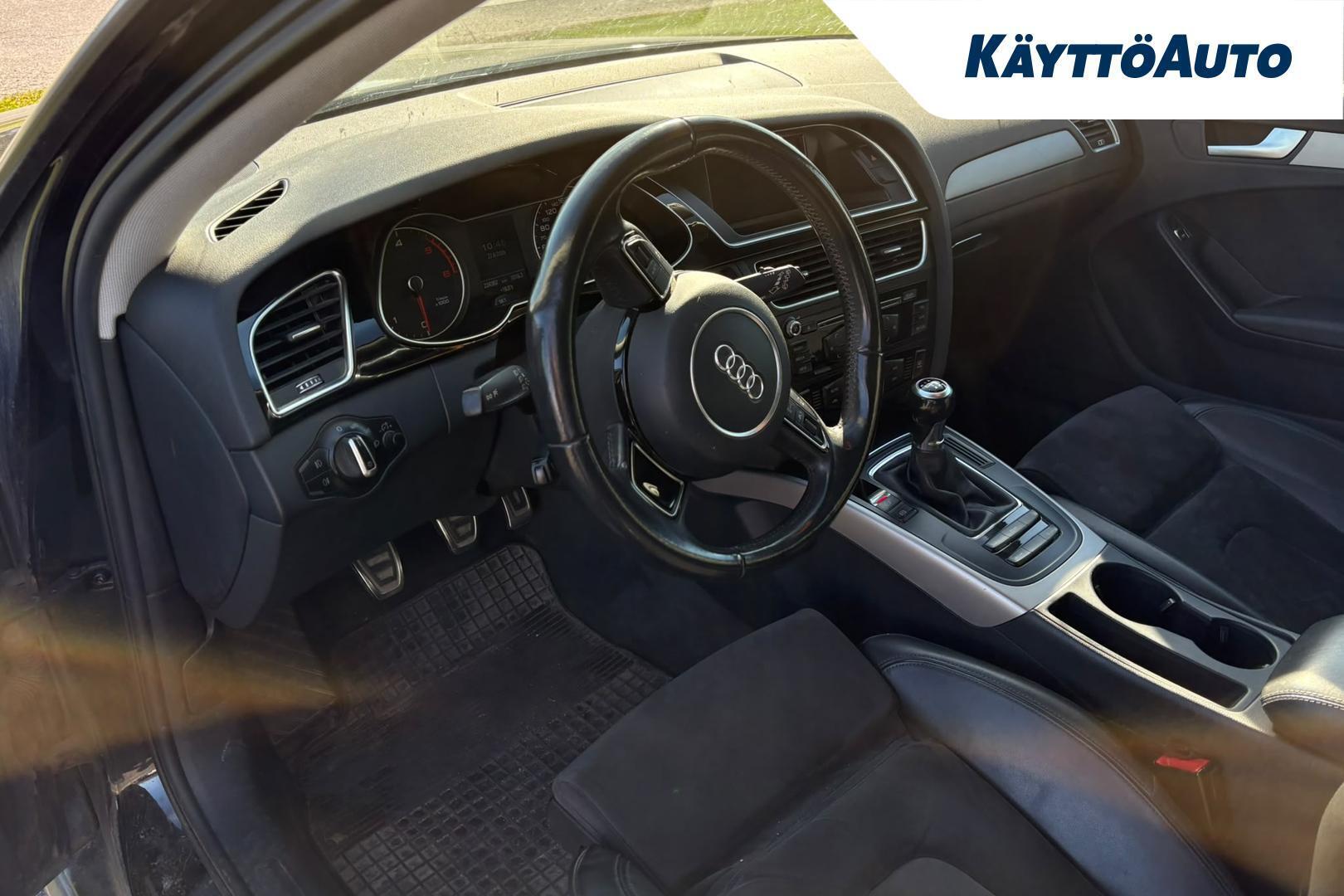AUDI A4 2015