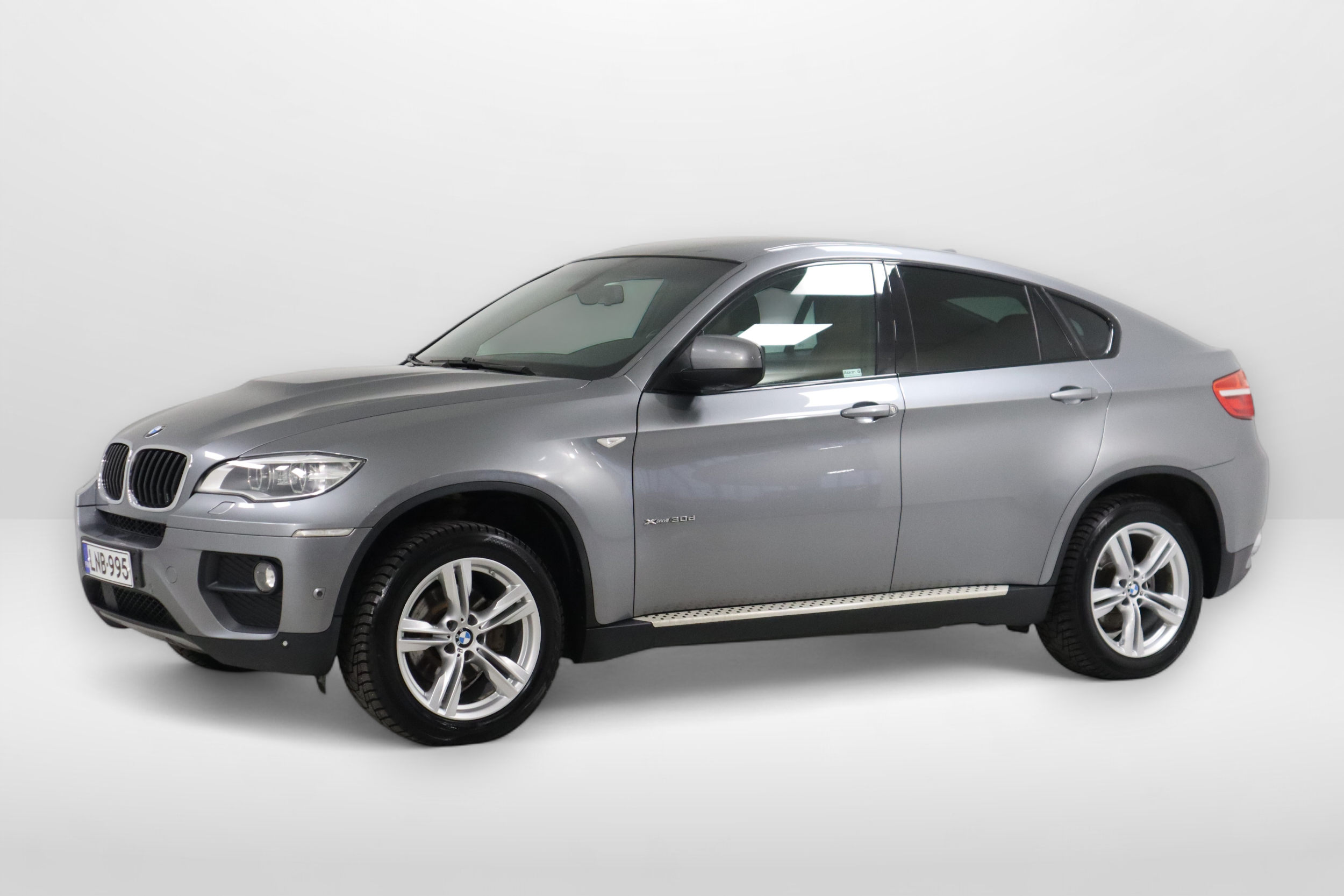 BMW X6 2013