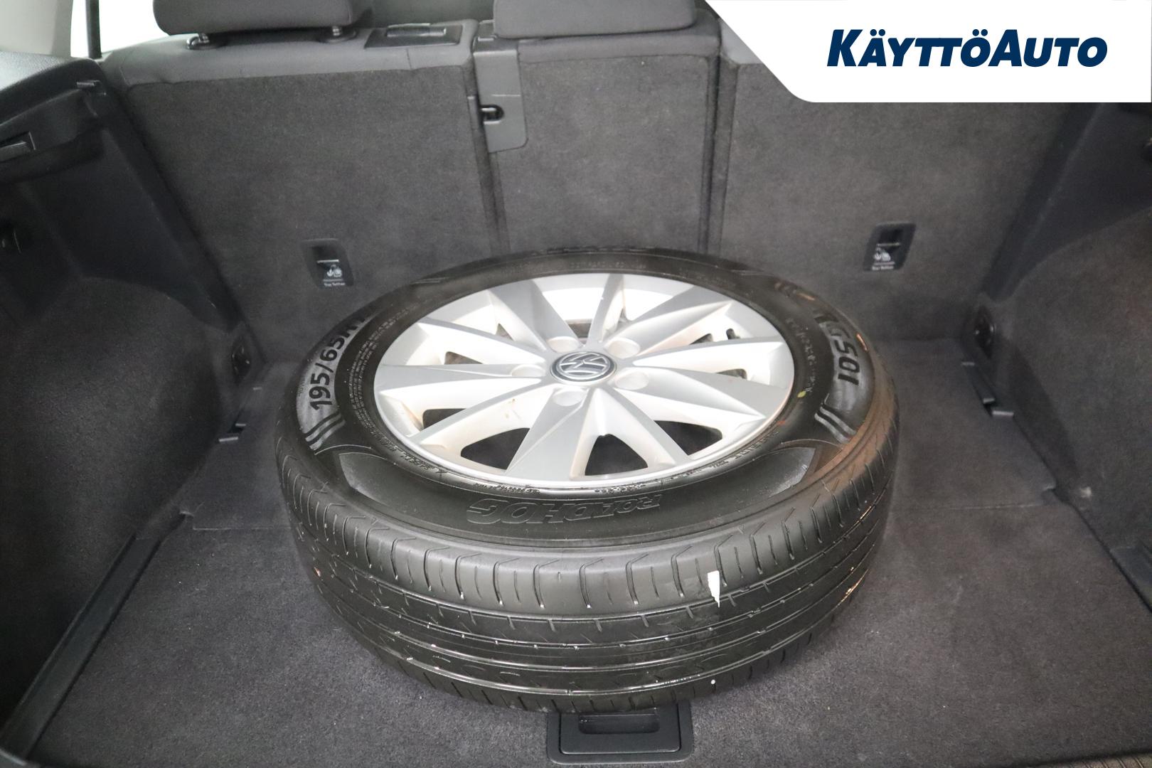 VOLKSWAGEN Golf Sportsvan 2017