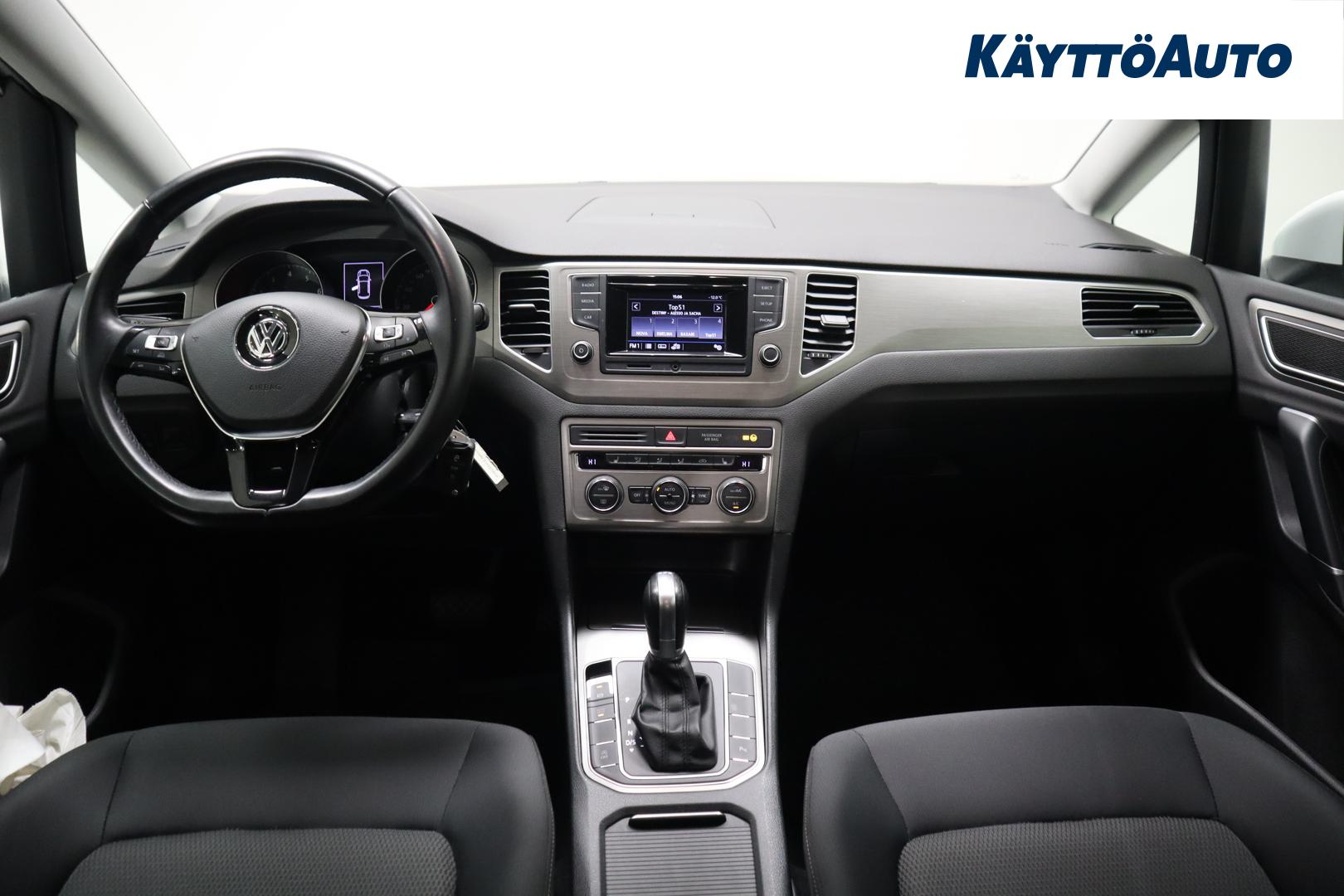 VOLKSWAGEN Golf Sportsvan 2017