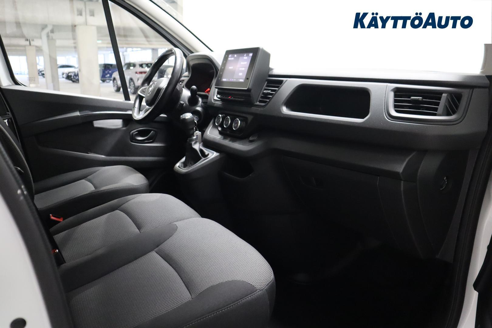 RENAULT Trafic 2022