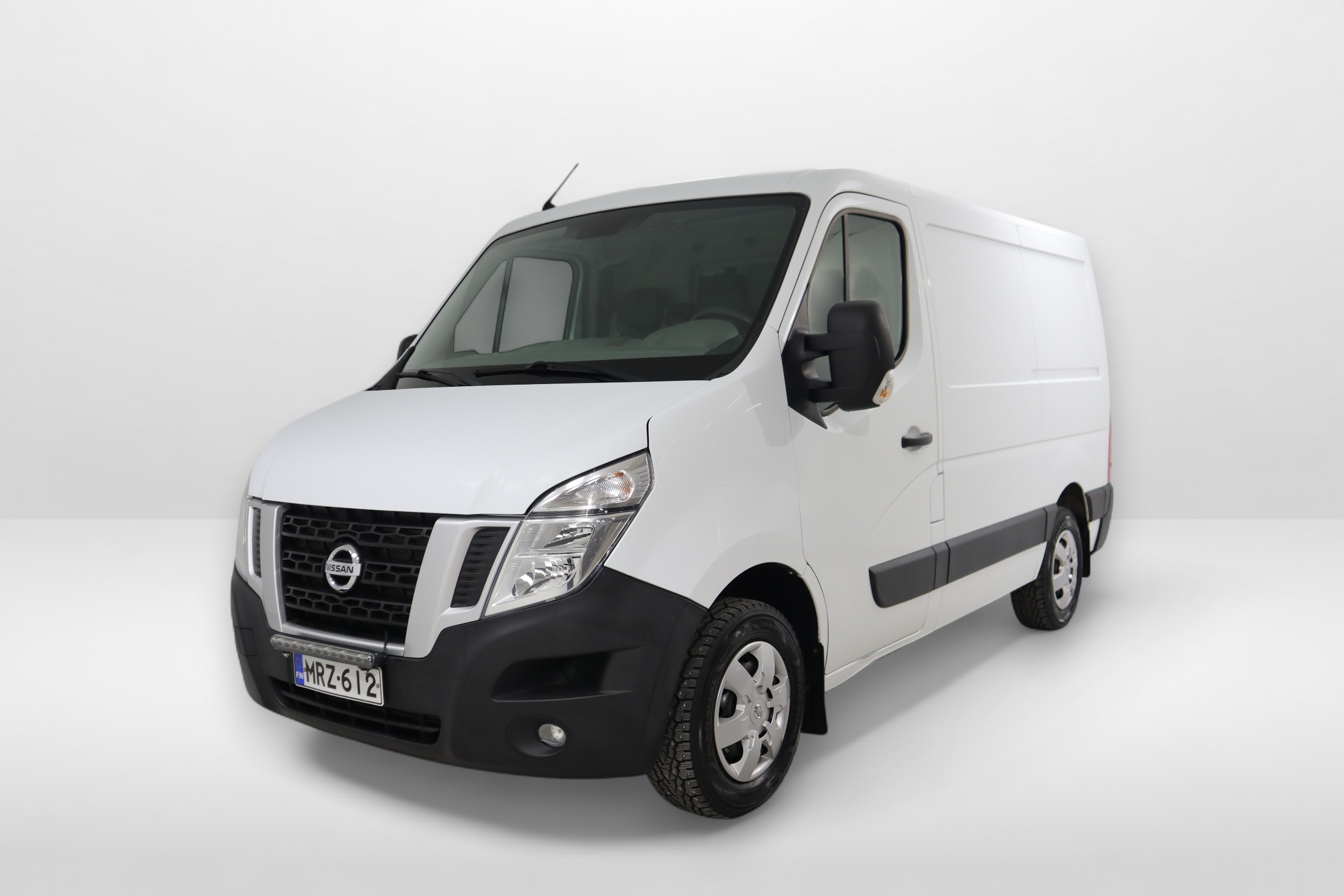 NISSAN NV400 2016