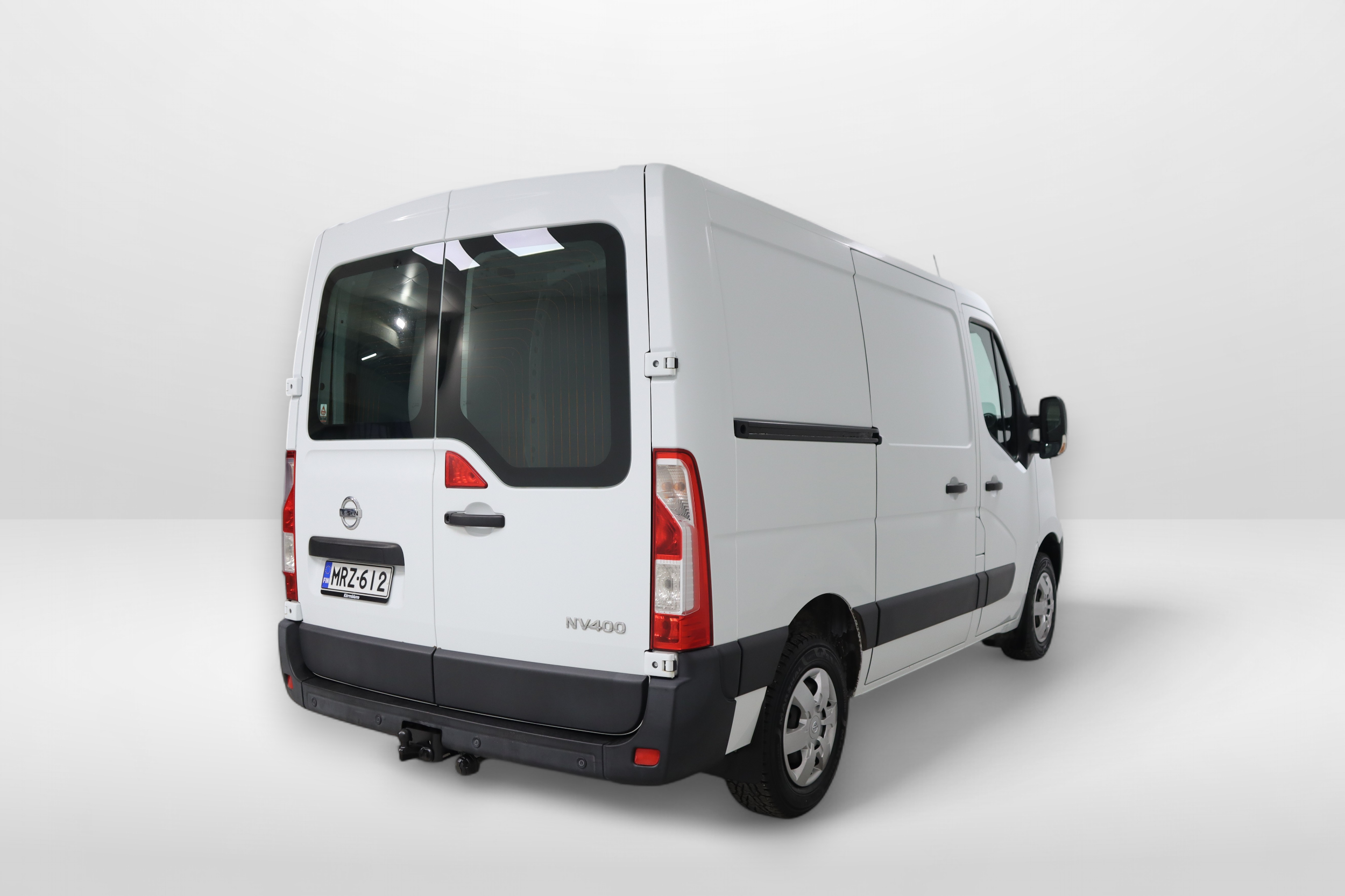 NISSAN NV400 2016