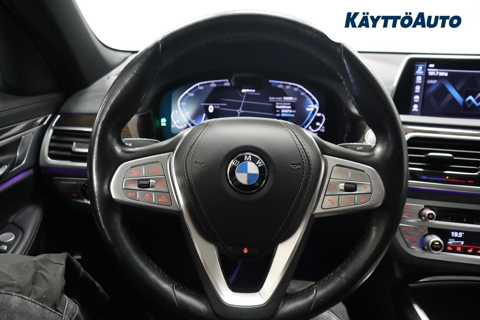 BMW 745 2019