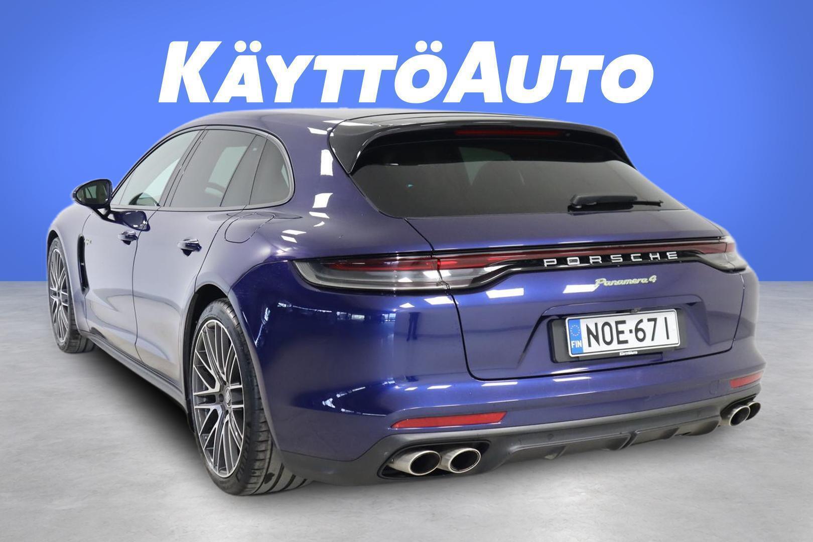 PORSCHE Panamera 2022