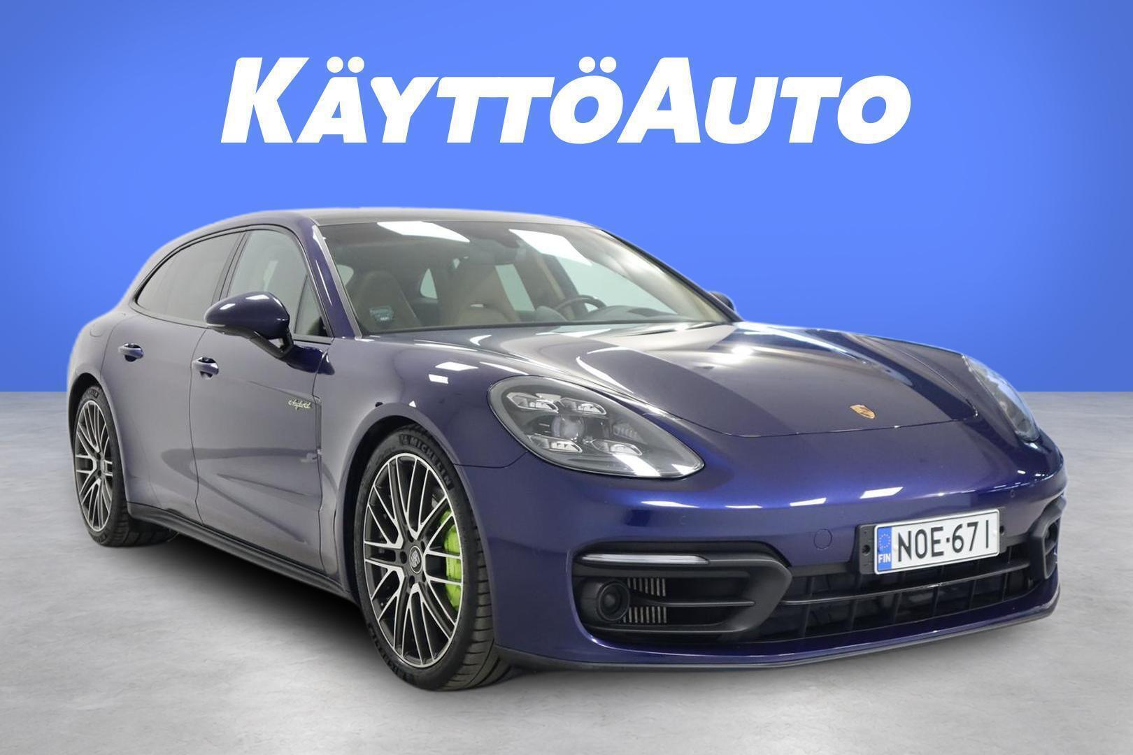 PORSCHE Panamera 2022