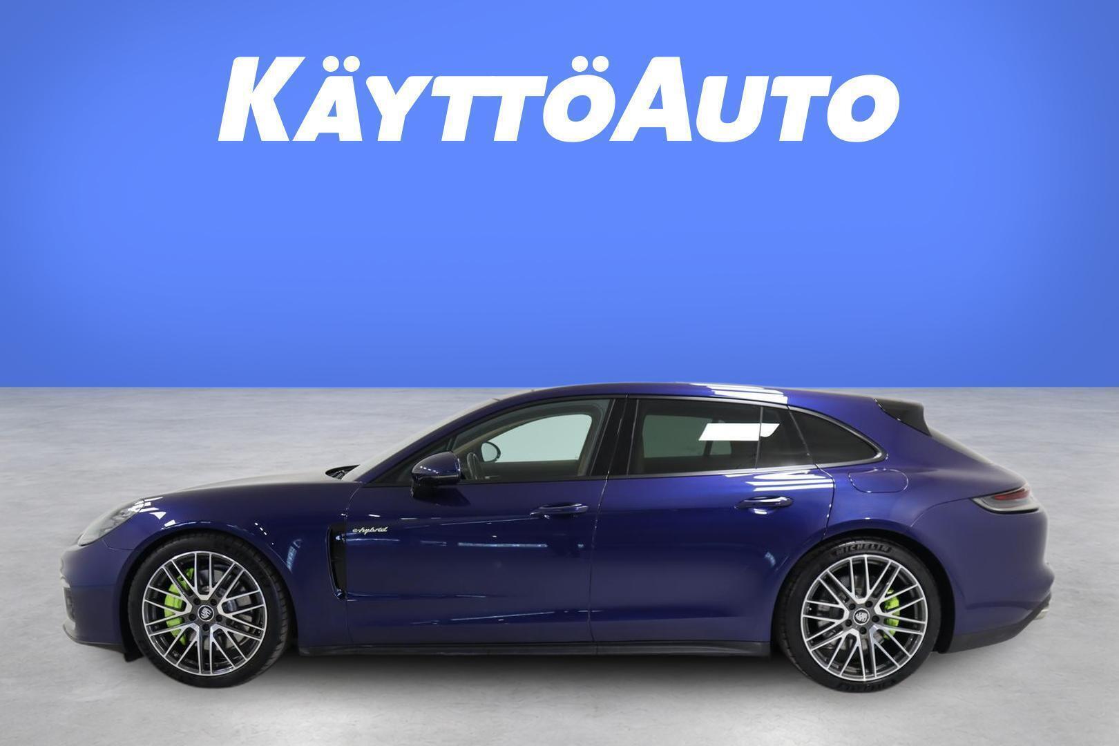 PORSCHE Panamera 2022