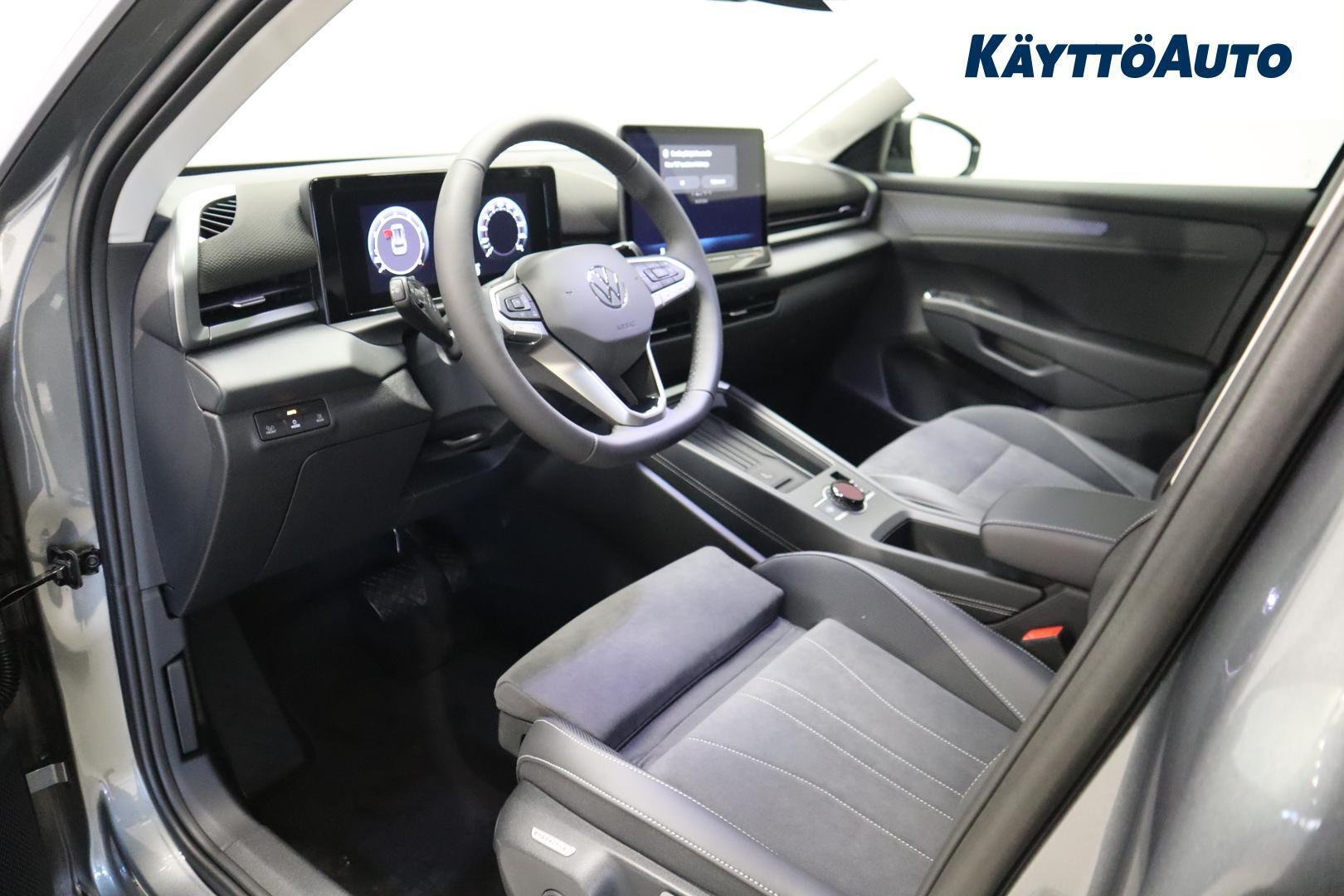 VOLKSWAGEN T-Roc 2026