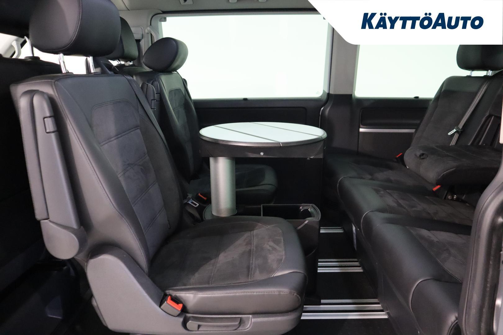 VOLKSWAGEN Multivan 16