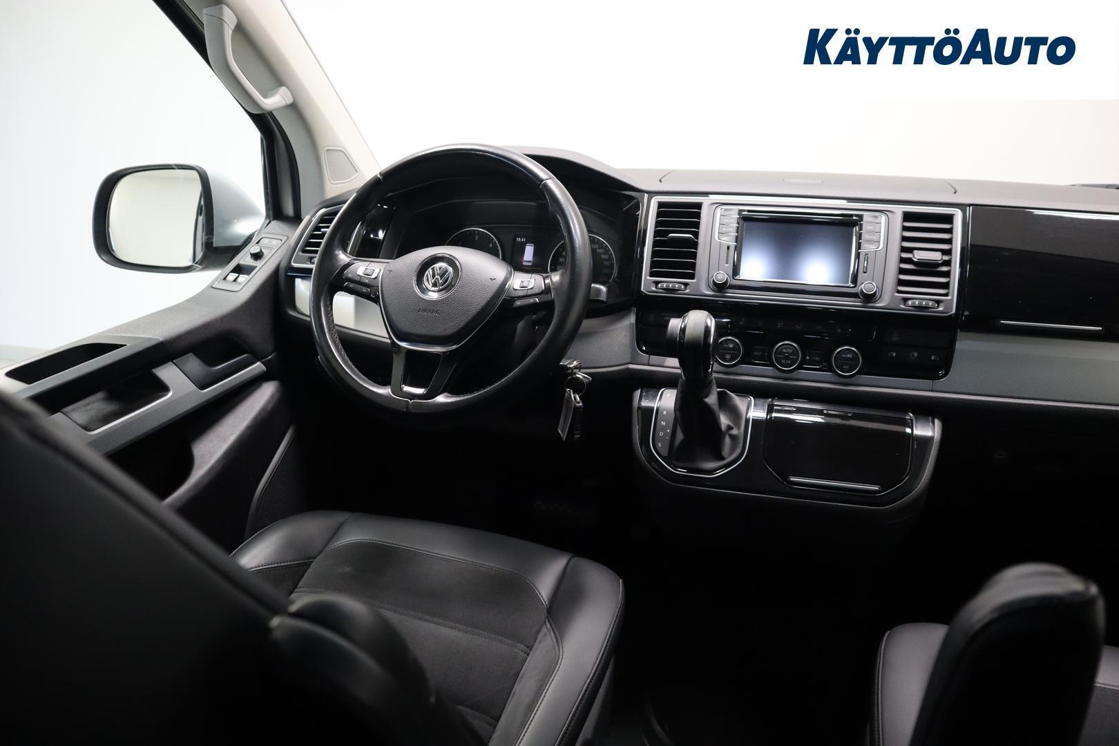 VOLKSWAGEN Multivan 19