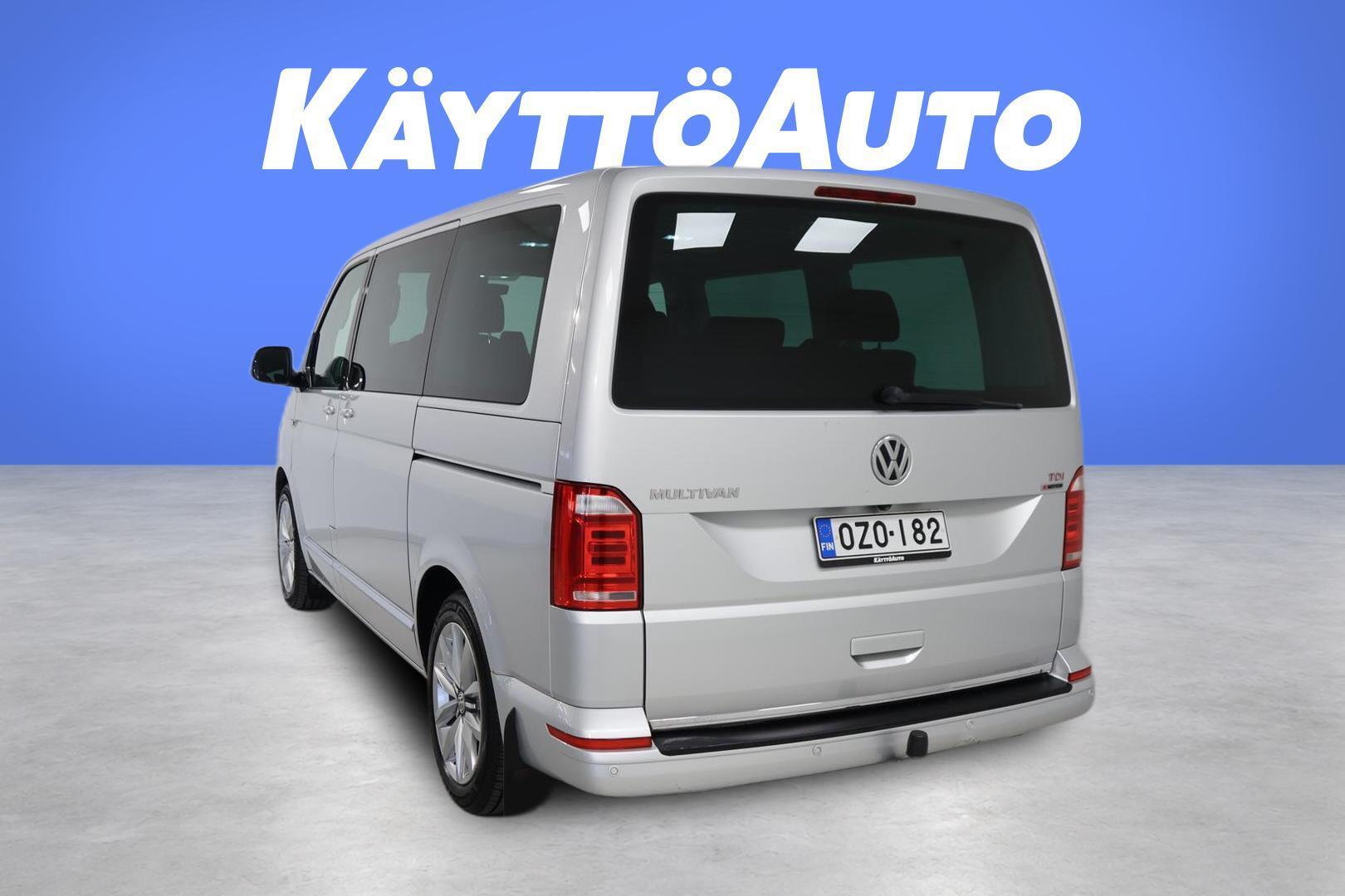 VOLKSWAGEN Multivan 8