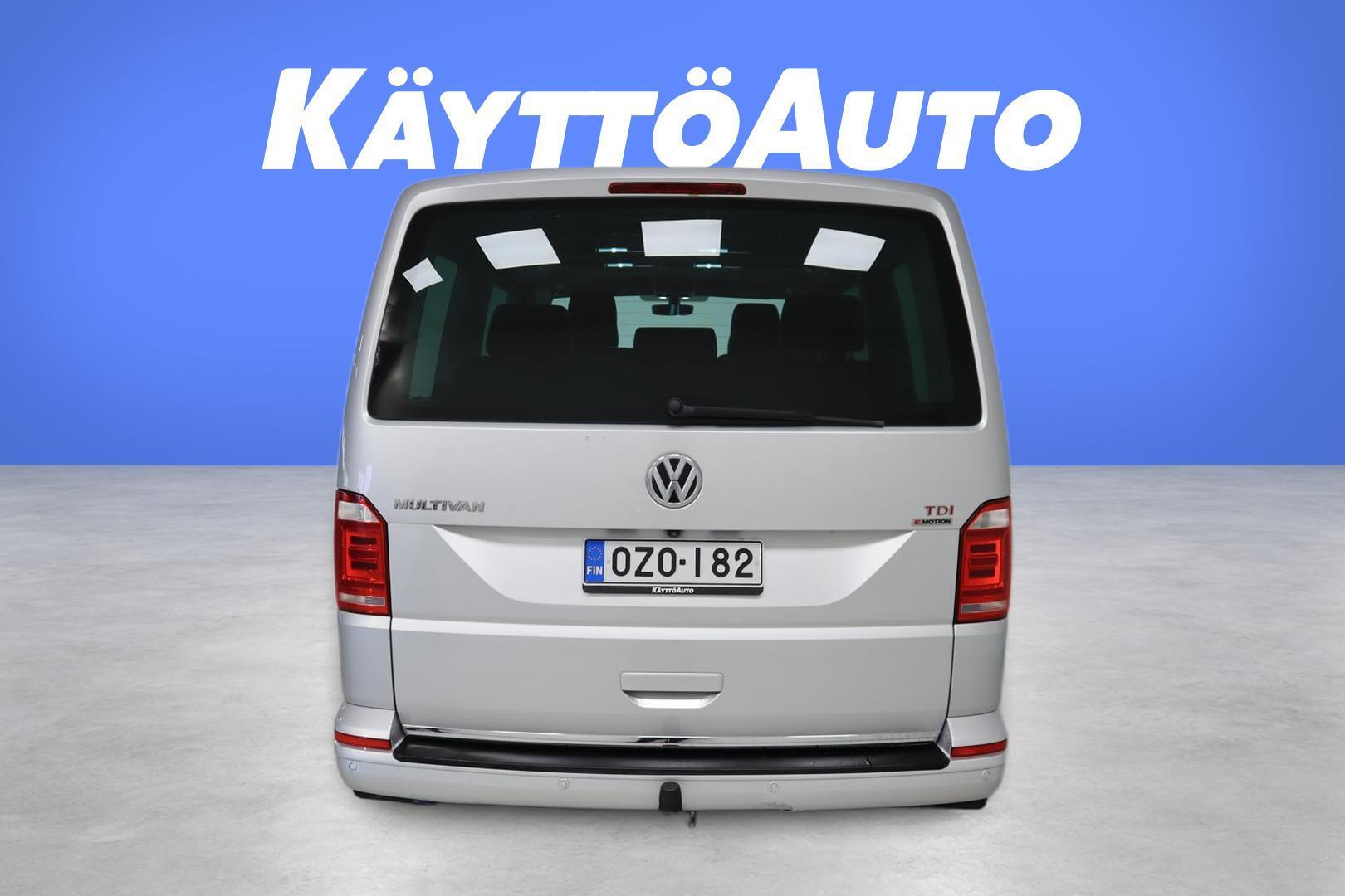 VOLKSWAGEN Multivan 9