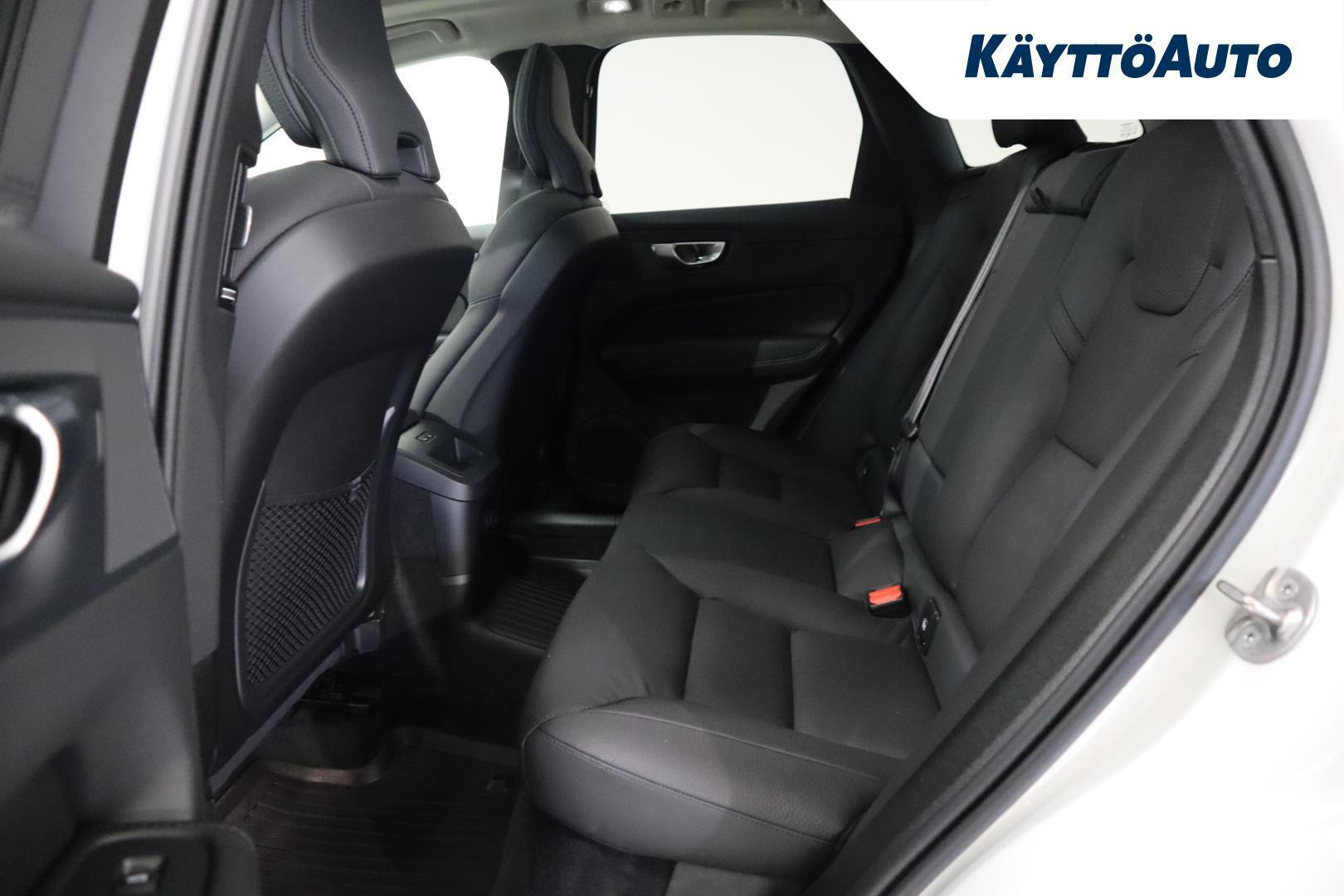 VOLVO XC60 16