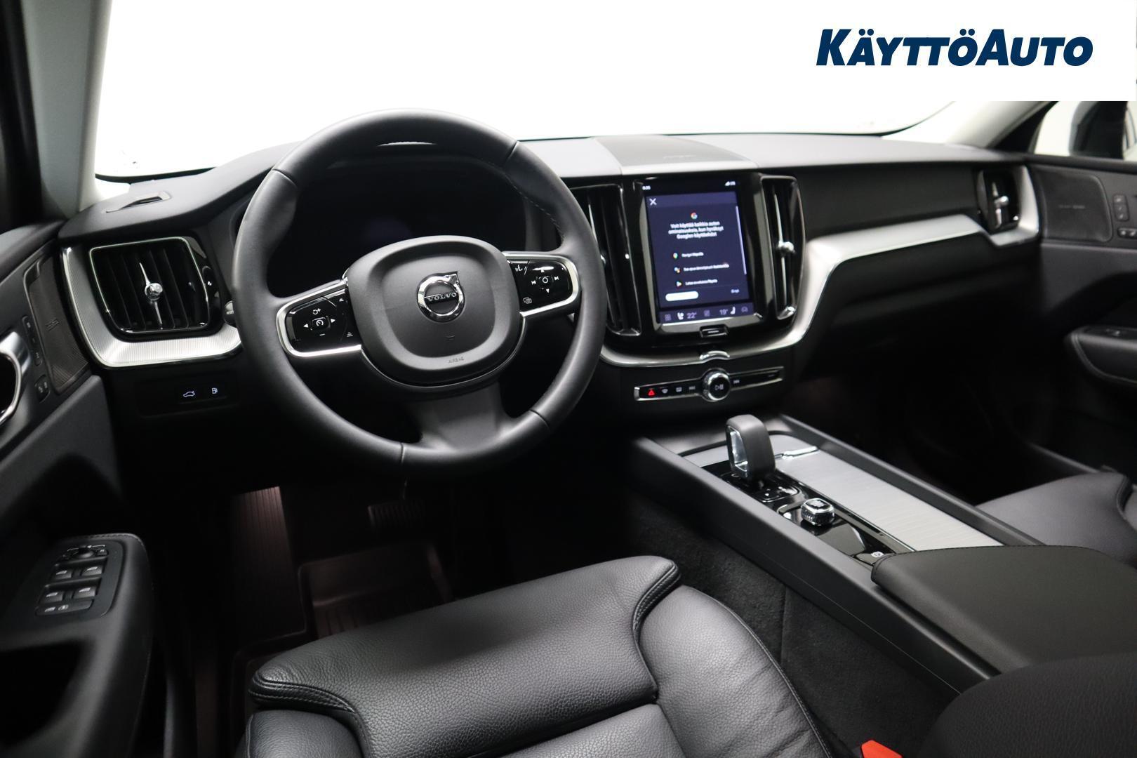 VOLVO XC60 18