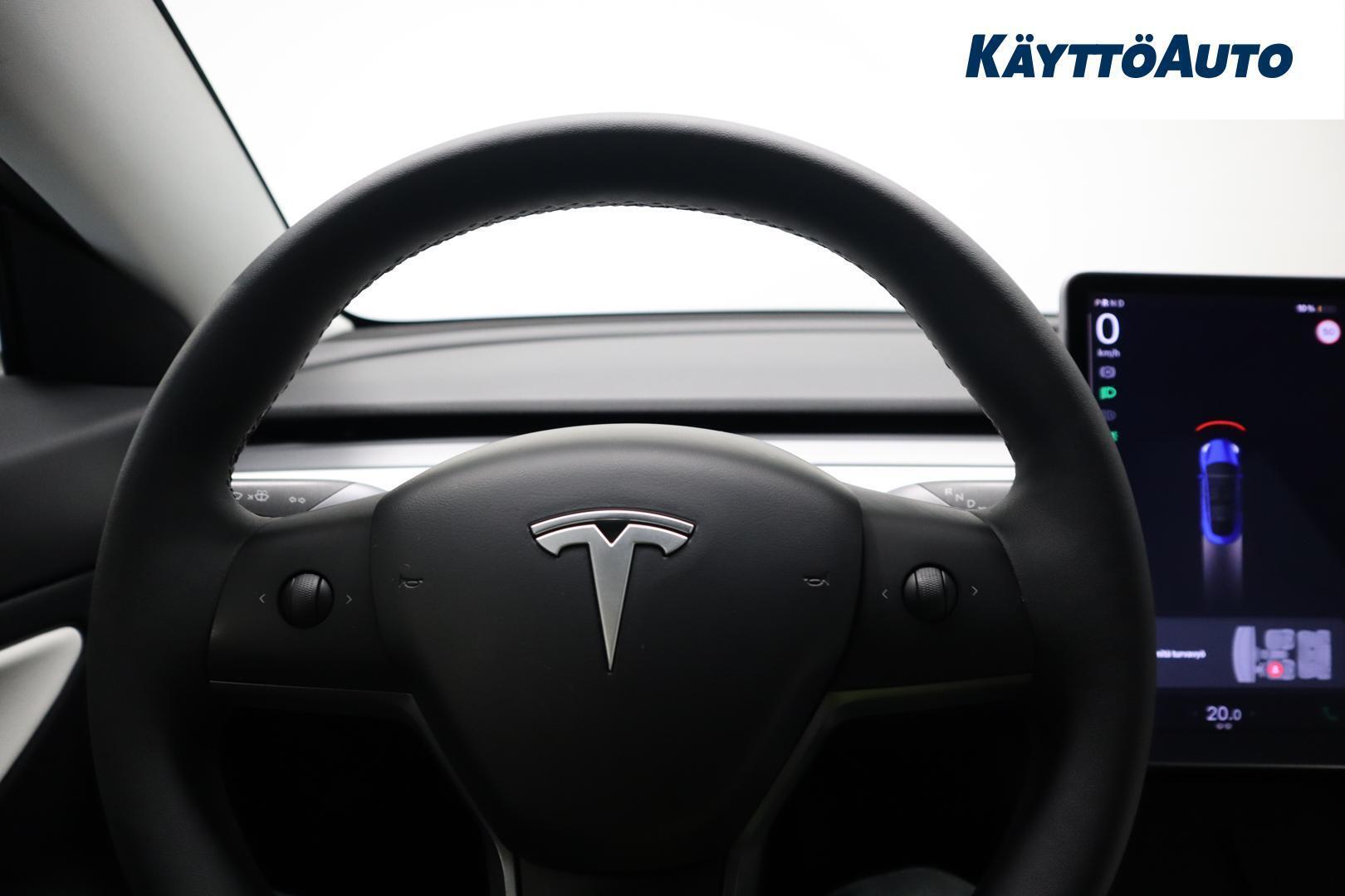 TESLA Model 3 2020