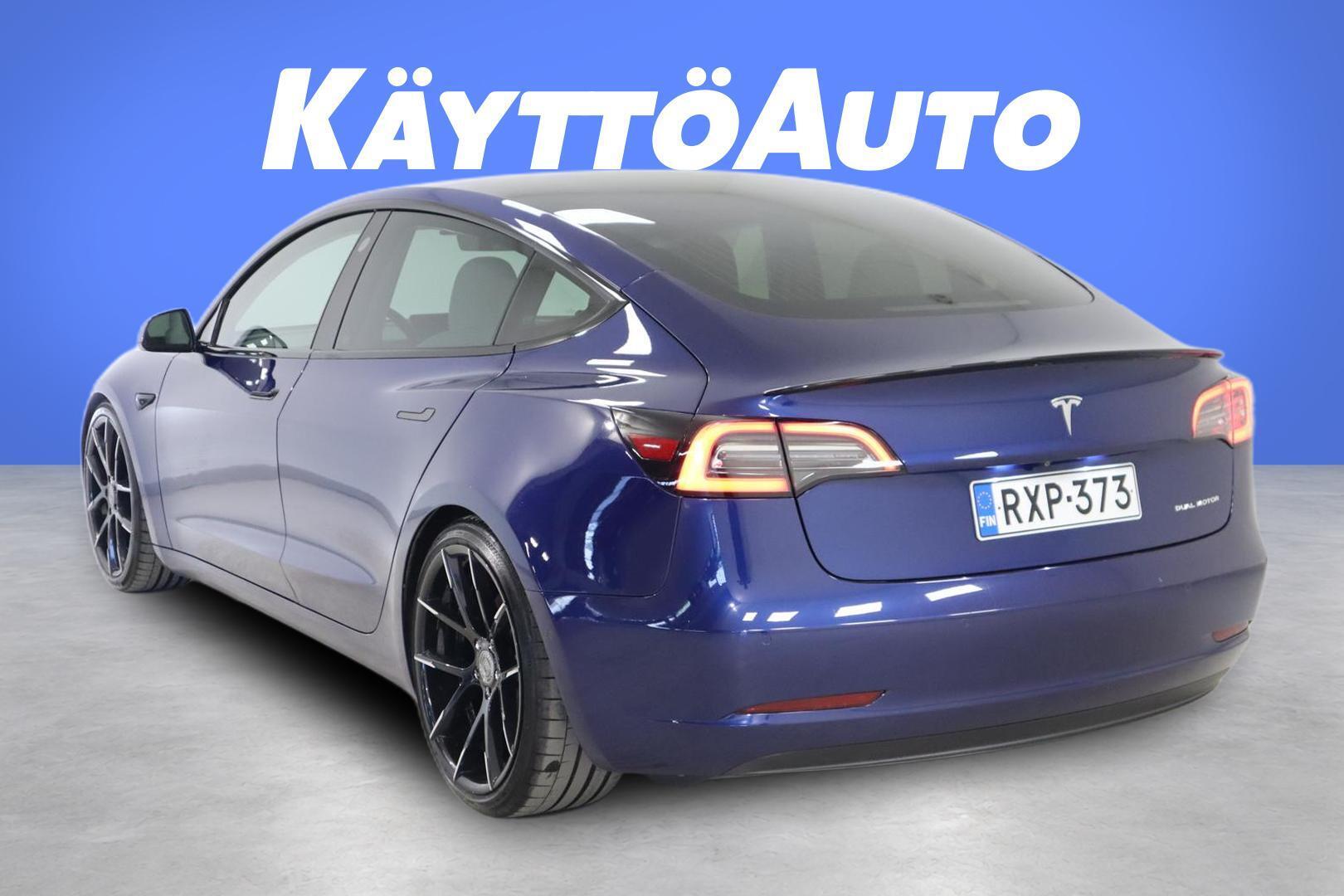 TESLA Model 3 2020