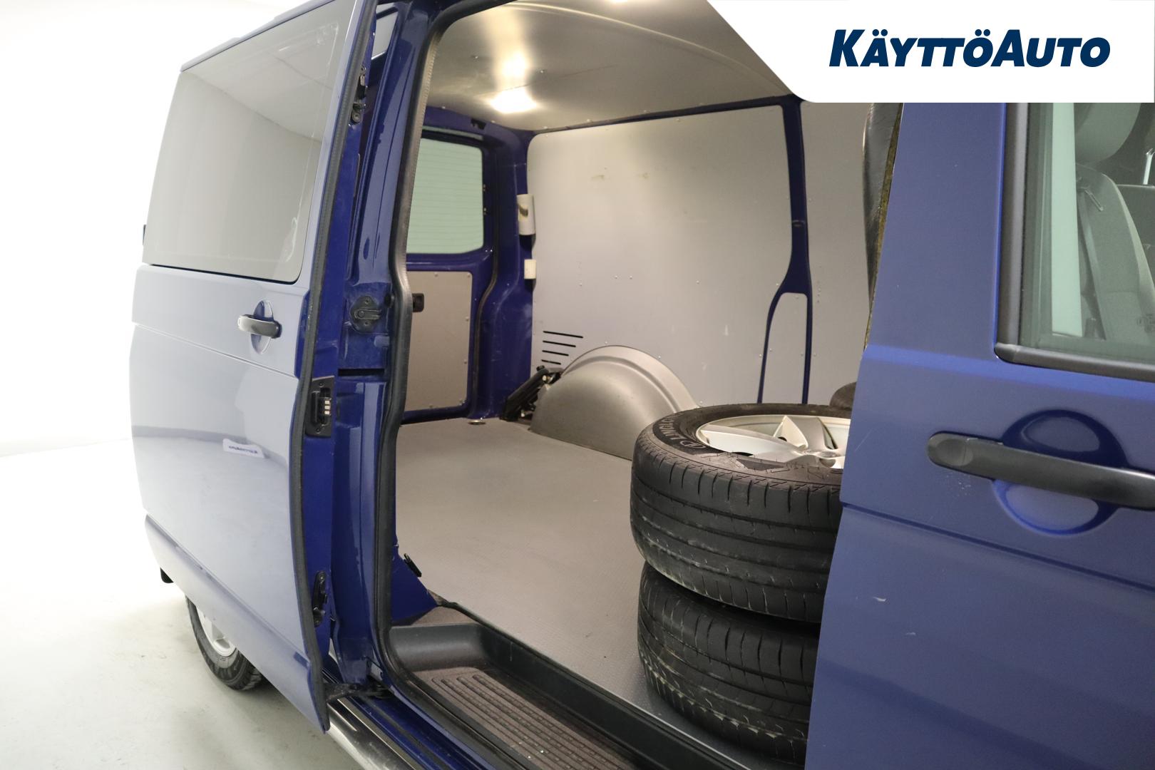 VOLKSWAGEN Transporter 2015