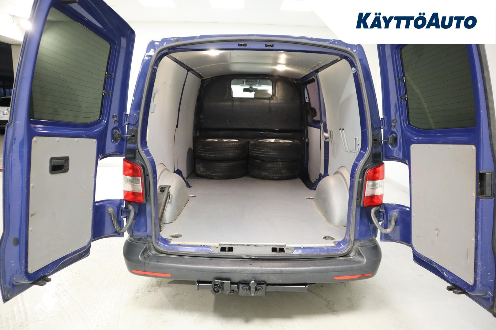 VOLKSWAGEN Transporter 2015