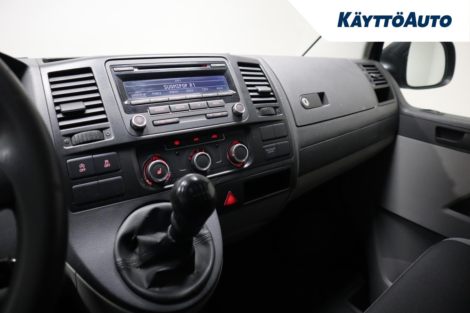 VOLKSWAGEN Transporter 2015