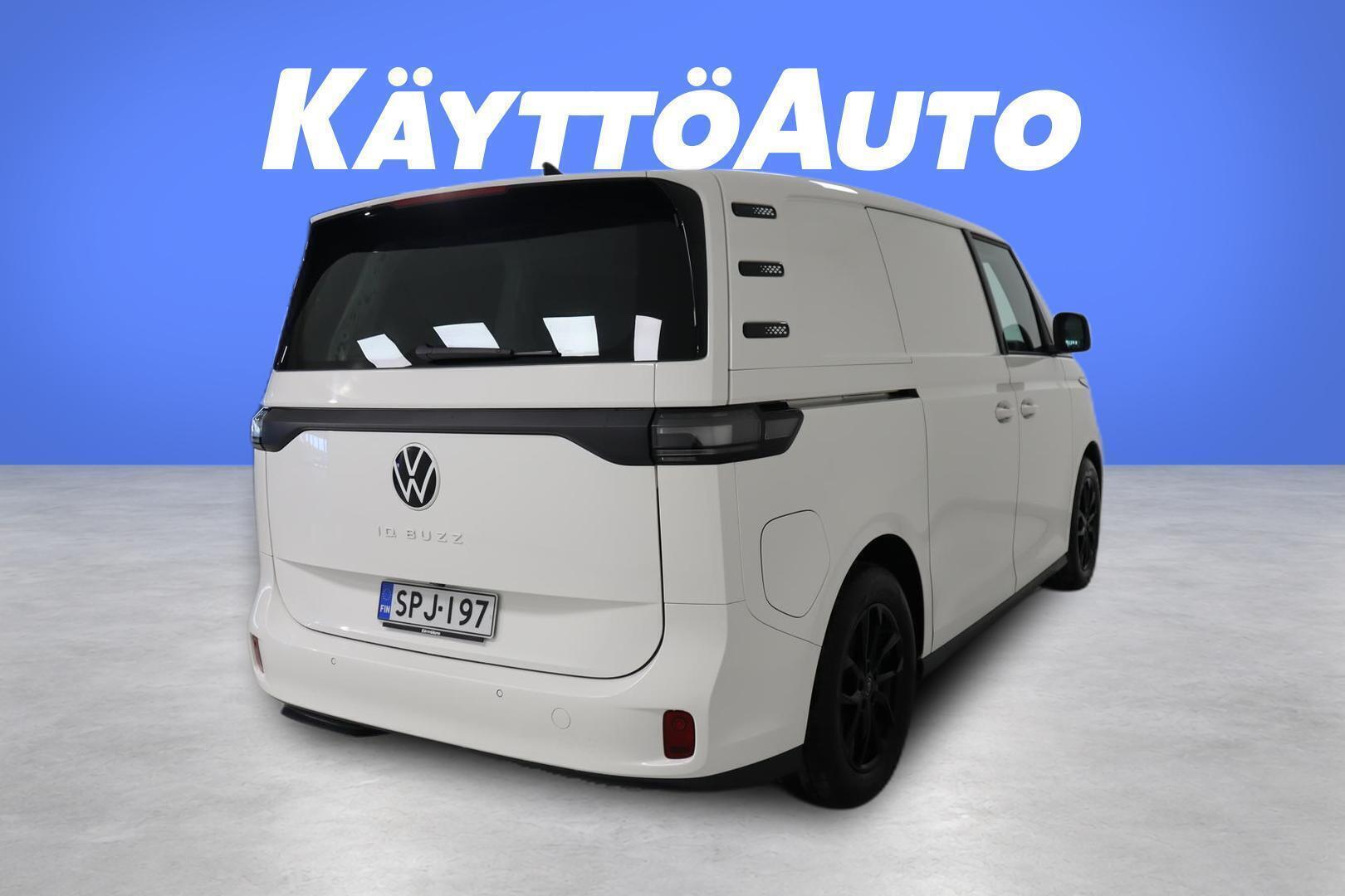 VOLKSWAGEN ID. BUZZ CARGO 10