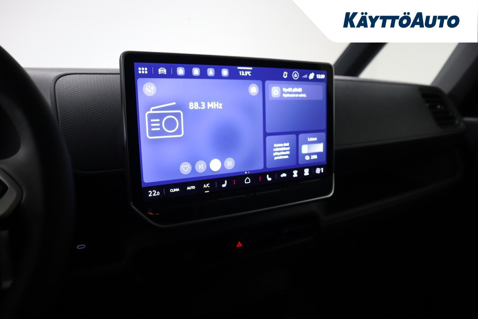 VOLKSWAGEN ID. Buzz Cargo 16