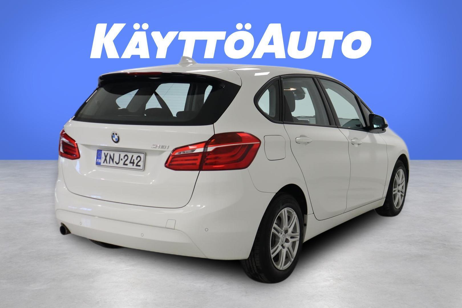 BMW 218 2015