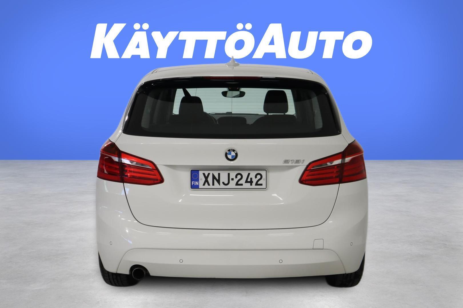 BMW 218 2015