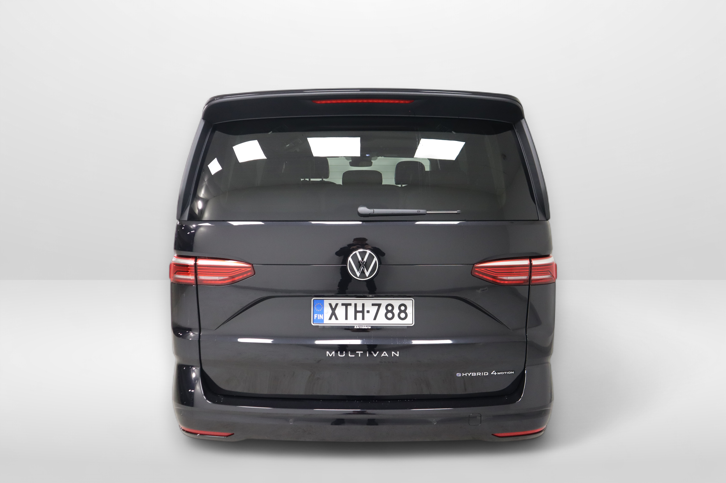 VOLKSWAGEN Multivan 2025
